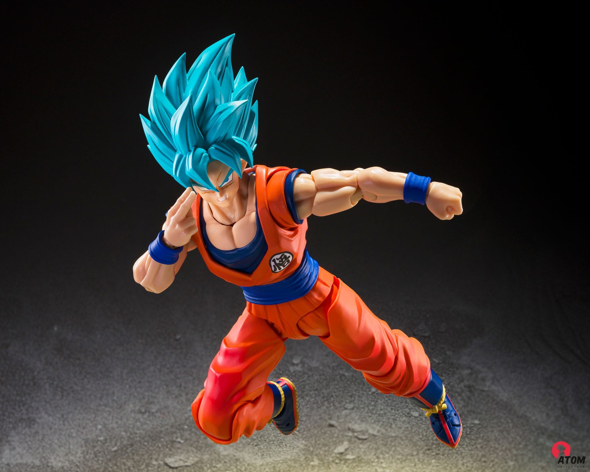 Figurine S.H. Figuarts - Son Goku - Super Saiyan God - Blue Power Transcending Limits (15cm). Bandai Tamashii Nations – Image 5