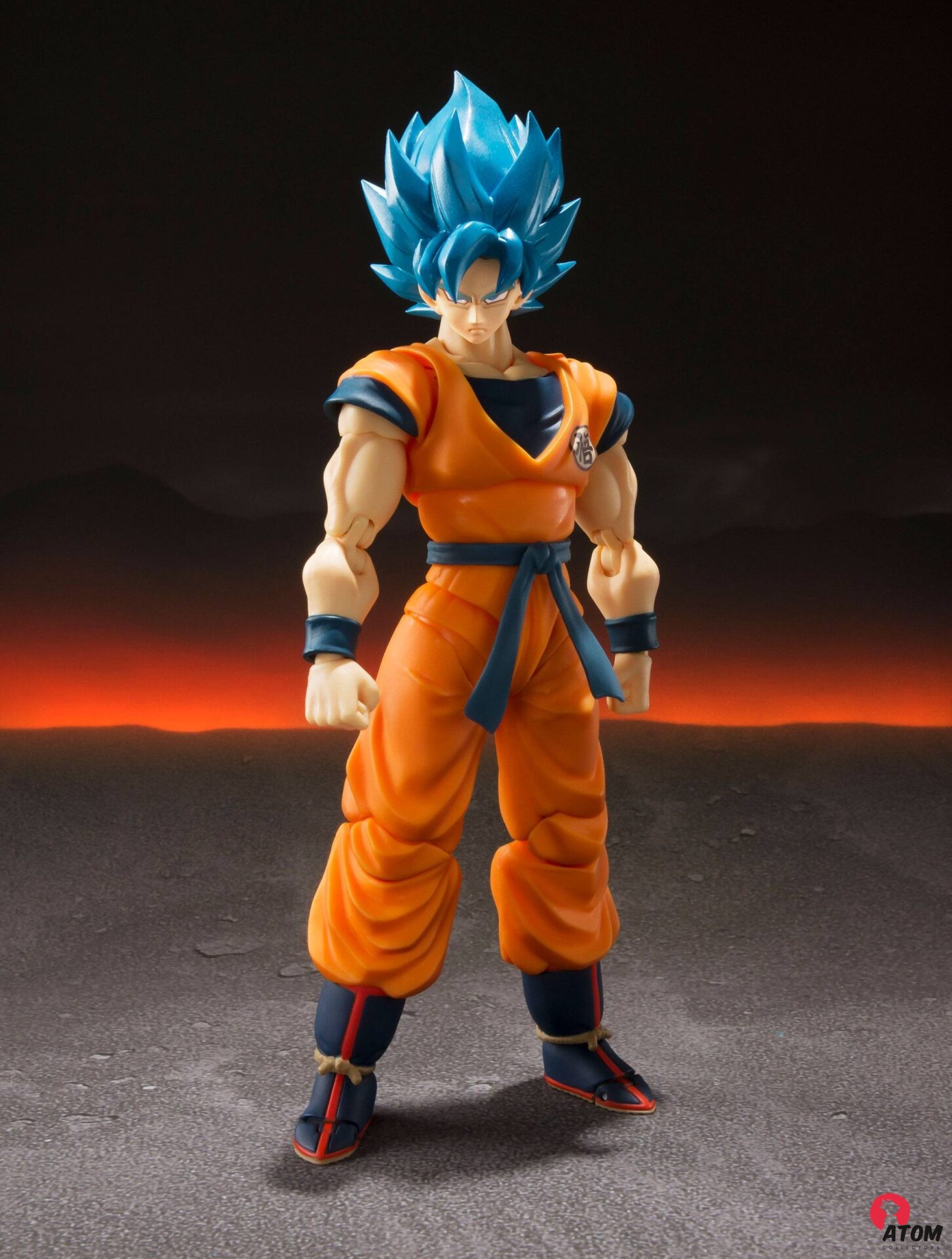 Figurine S.H. Figuarts - Super Saiyan God Goku Super Broly - (14cm). Bandai Tamashii Nations – Image 6