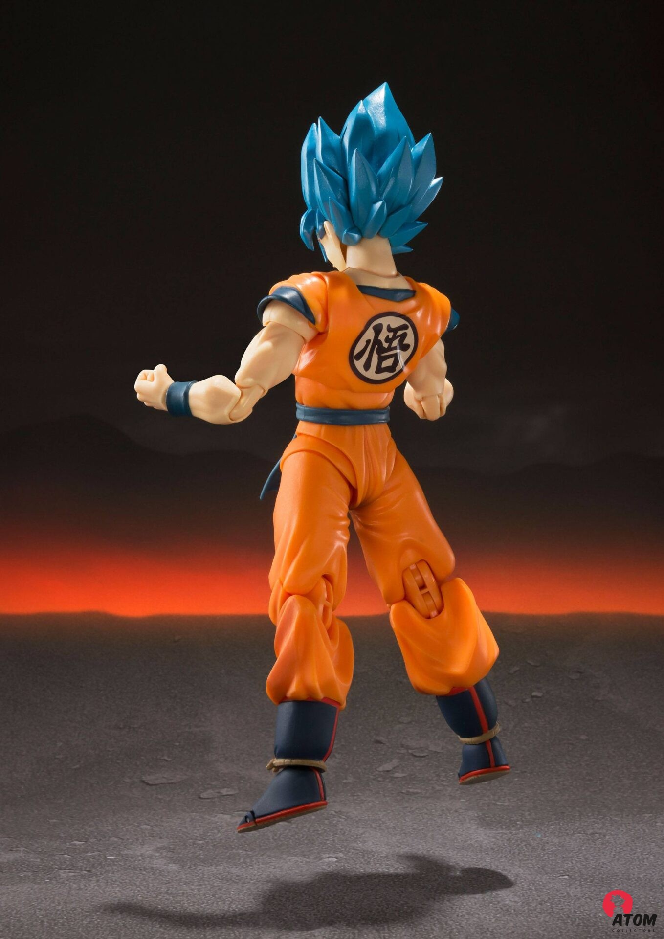 Figurine S.H. Figuarts - Super Saiyan God Goku Super Broly - (14cm). Bandai Tamashii Nations – Image 3