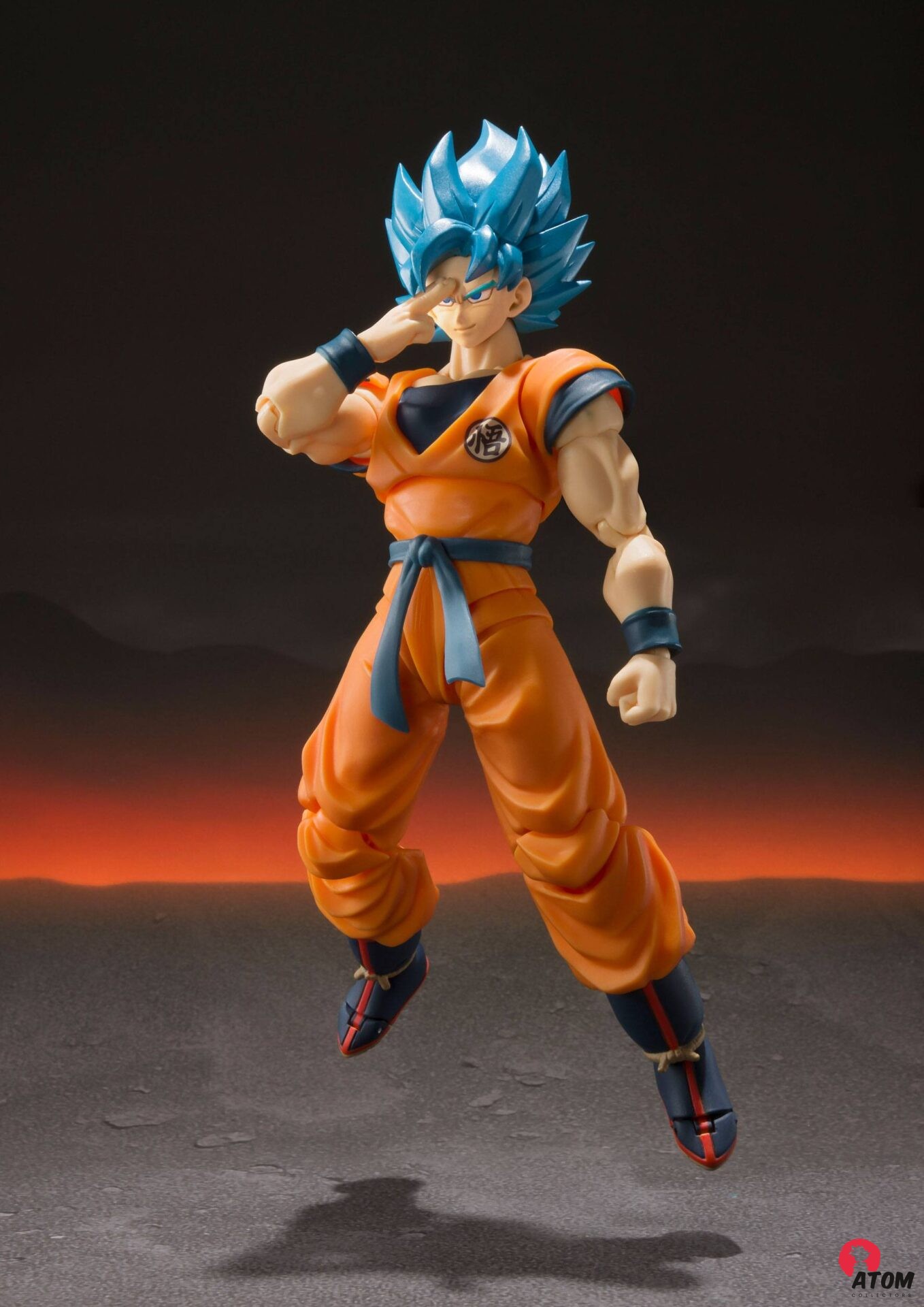 Figurine S.H. Figuarts - Super Saiyan God Goku Super Broly - (14cm). Bandai Tamashii Nations – Image 5