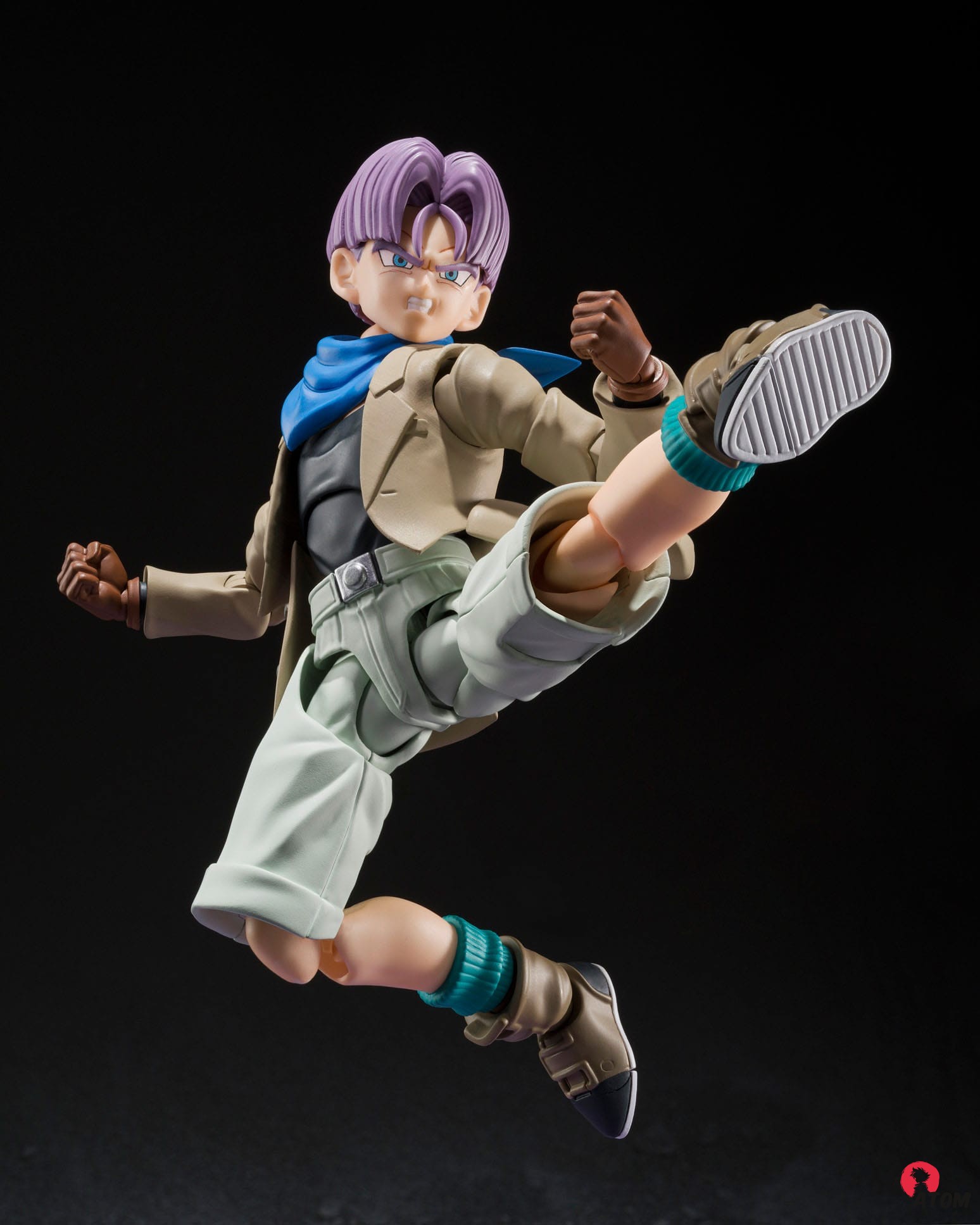 Figurine S.H. Figuarts Trunks Dragon Ball GT (12cm) . Bandai Tamashii Nations – Image 4