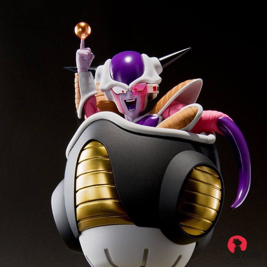 Figurine S.H. Figuarts - Freezer First Form Pod Set - (11cm). Bandai Tamashii Nations