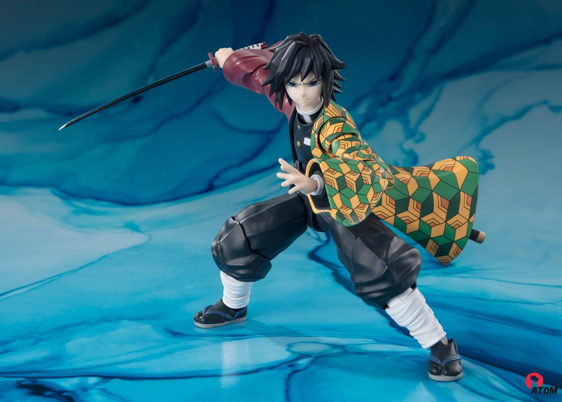Figurine S.H. Figuarts - Demon Slayer- Figurine Kimetsu no Yaiba - Giyu Tomioka- (15 cm) . Bandai Tamashii Nations – Image 6