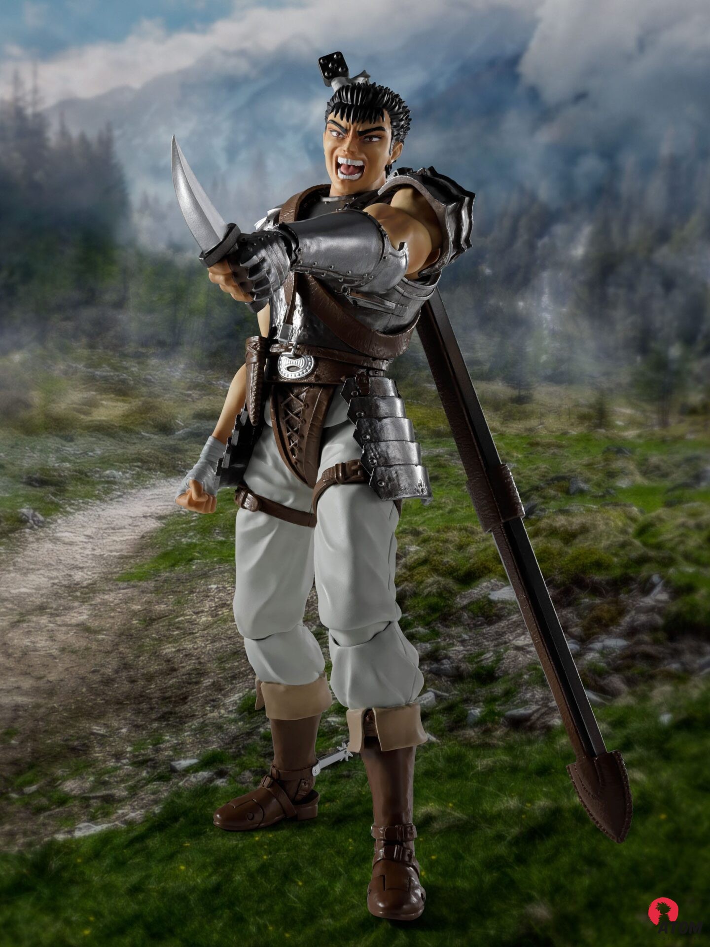 Figurine S.H. Figuarts Berserk - Guts The Band of the Hawk (16cm). Bandai Tamashii Nations – Image 6