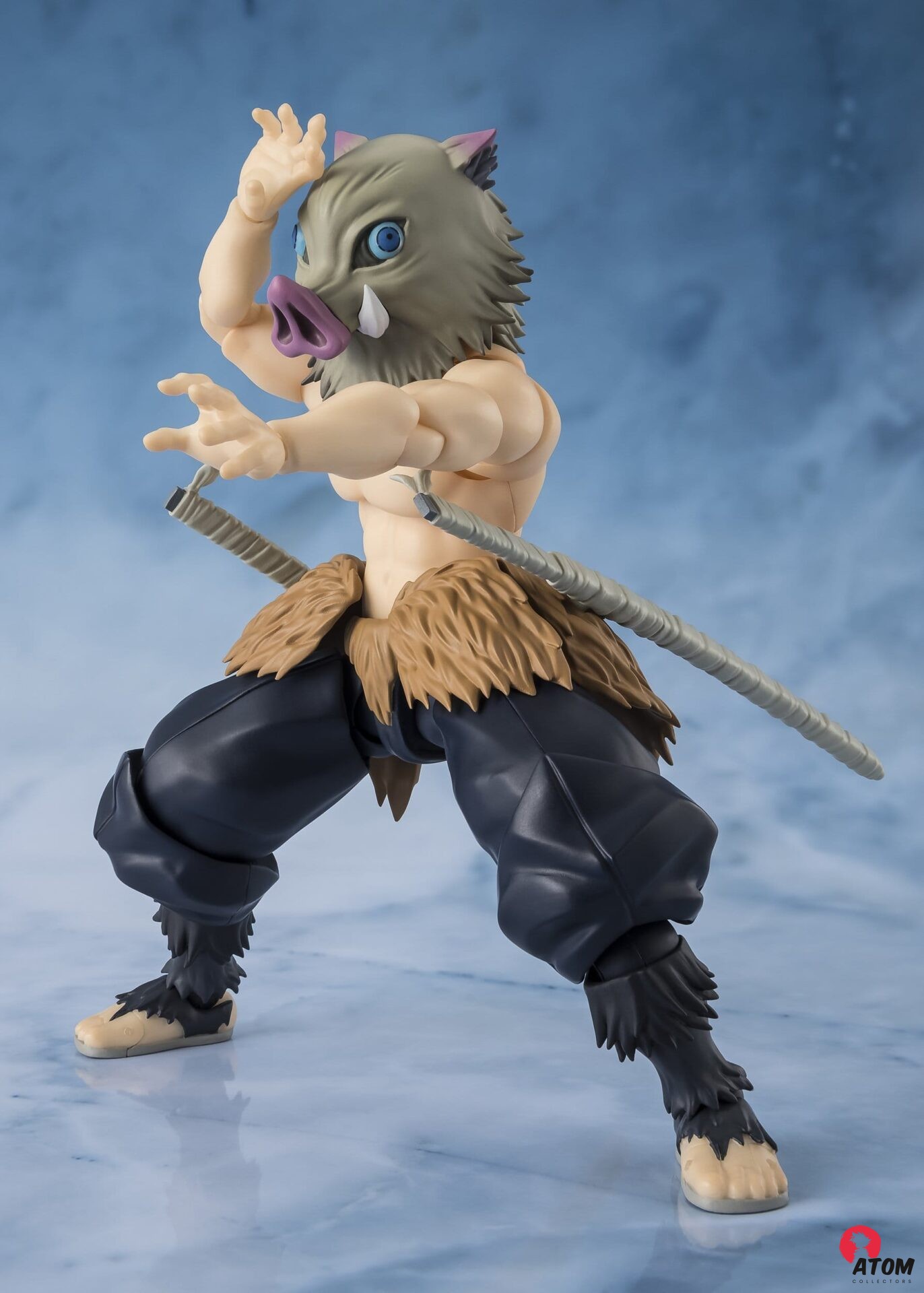 Figurine S.H. Figuarts - Demon Slayer- Figurine Kimetsu no Yaiba - Inosuke Hashibira - (14 cm) . Bandai Tamashii Nations
