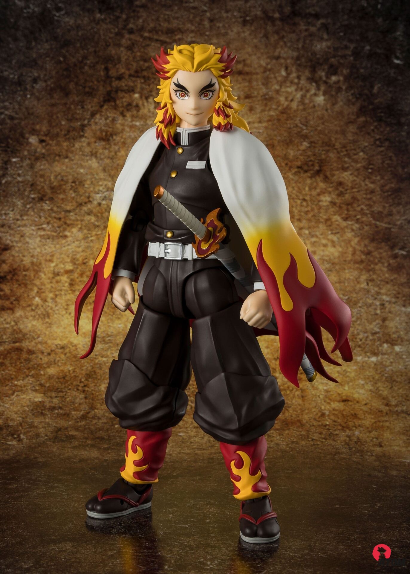 Figurine S.H. Figuarts - Demon Slayer- Figurine Kyojuro Rengoku - (15 cm) . Bandai Tamashii Nations