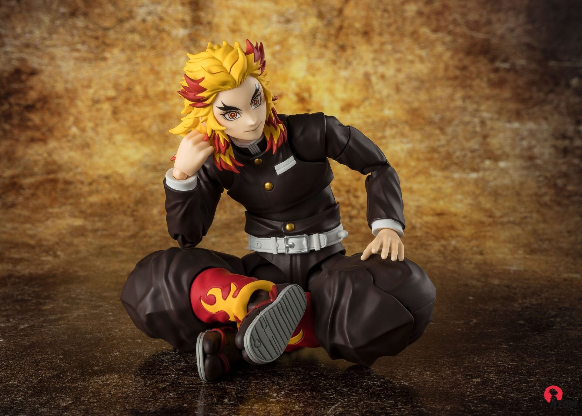 Figurine S.H. Figuarts - Demon Slayer- Figurine Kyojuro Rengoku - (15 cm) . Bandai Tamashii Nations – Image 2