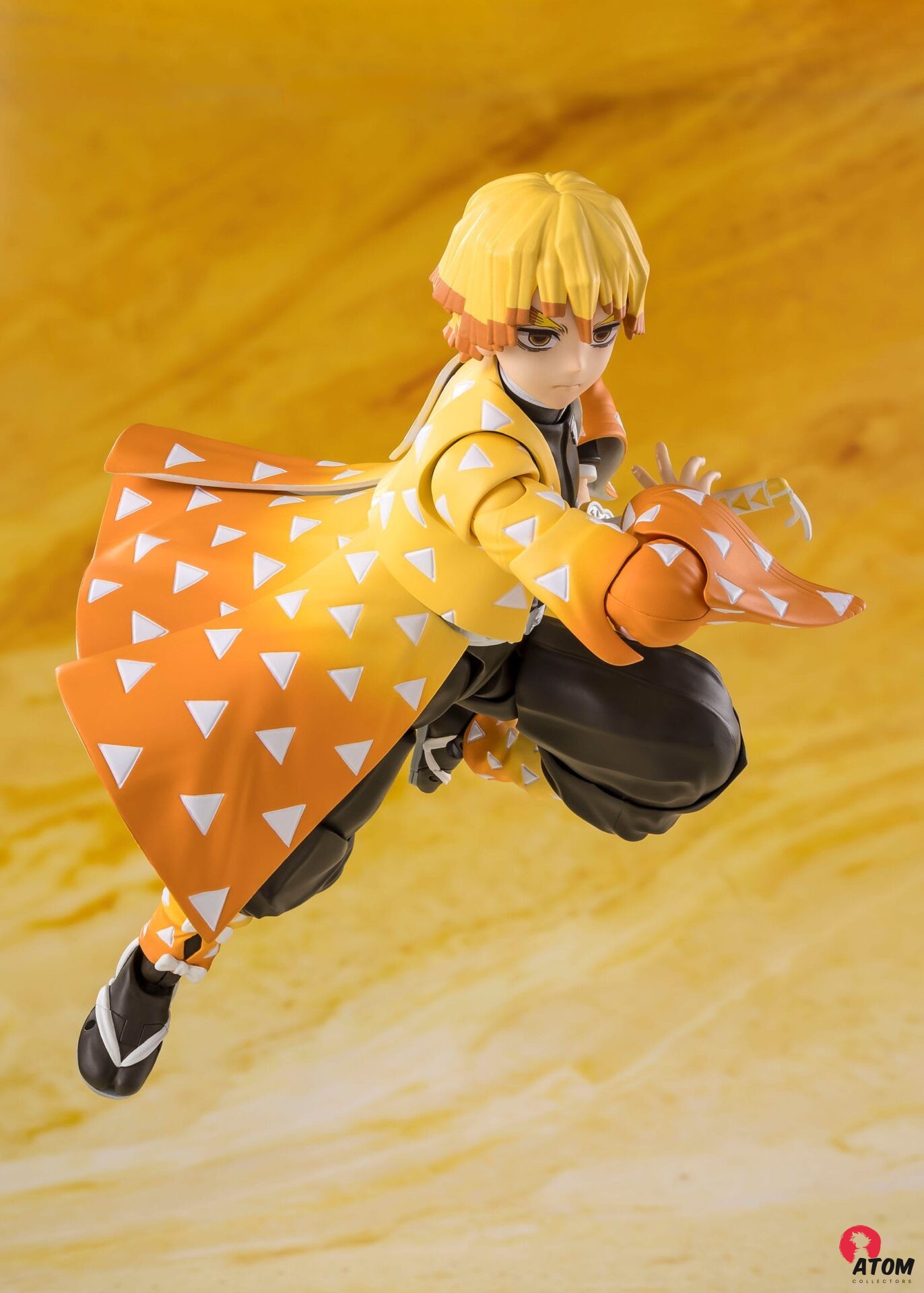 Figurine S.H. Figuarts - Demon Slayer- Figurine Zenitsu Agatsuma - (14 cm) . Bandai Tamashii Nations – Image 3