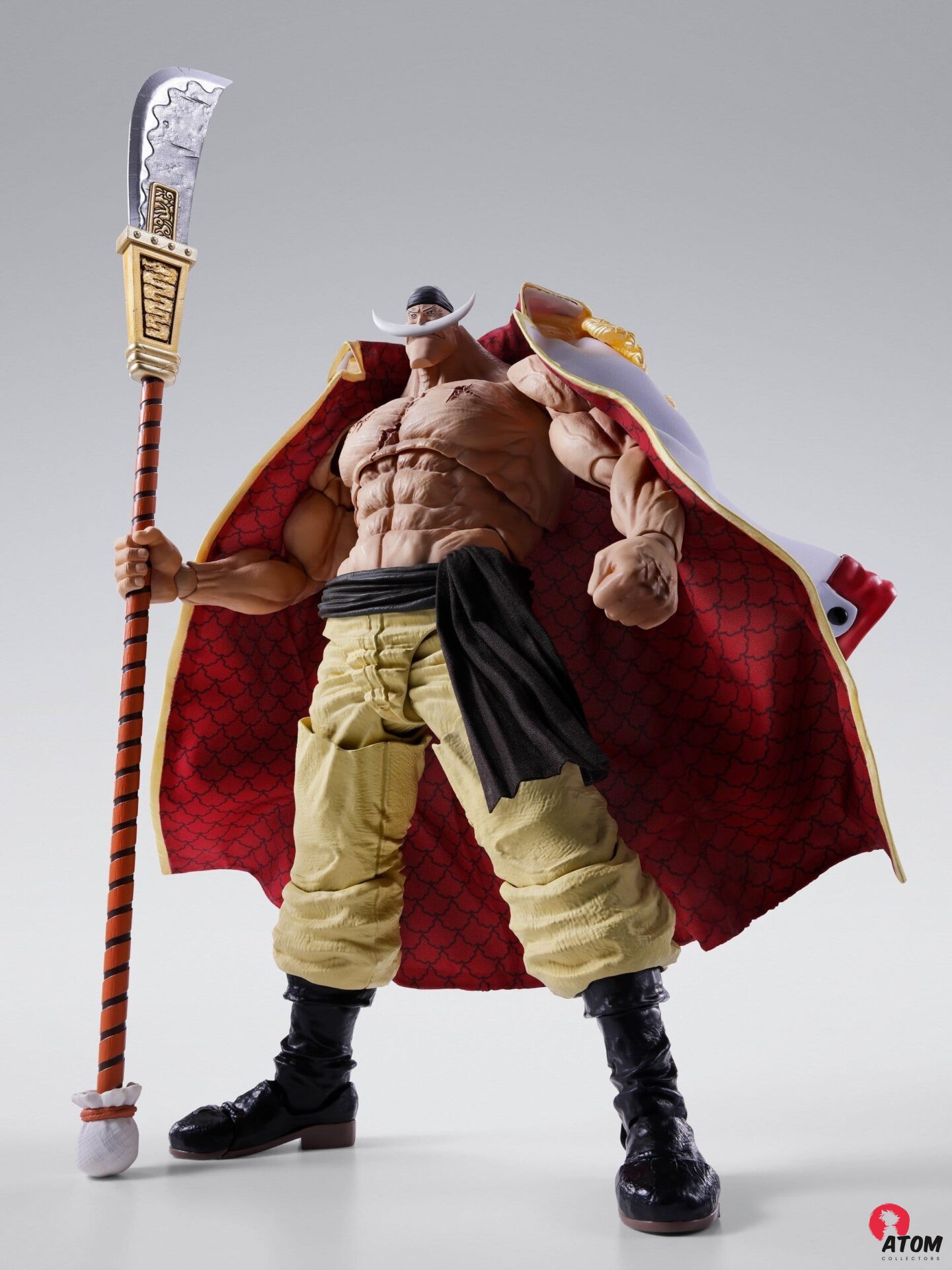Figurine S.H. Figuarts -One Piece - Edward Newgate -Marineford- (25 cm) - Bandai Tamashii Nations